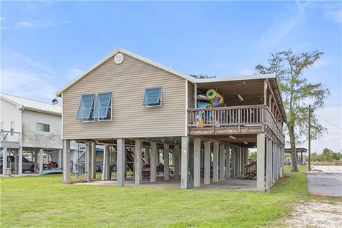 Photo of 4814 Jean Lafitte Boulevard Blvd, Lafitte, LA 70067 (MLS # NO2548339)