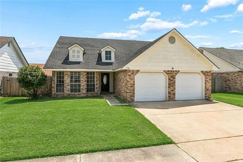 Photo of 716 Lasalle Drive Dr, Laplace, LA 70068 (MLS # NO2568981)