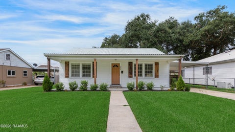 Photo of 335 Country Club Drive, New Iberia, LA 70563 (MLS # 2600008313)