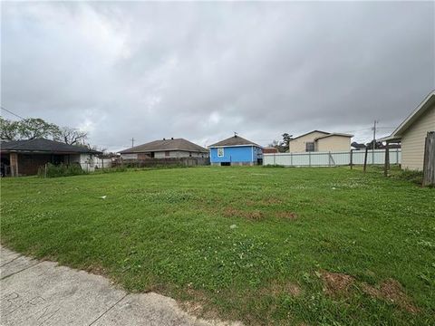 Photo of 2020 Guerra Street, Violet, LA 70092 (MLS # NO2546746)