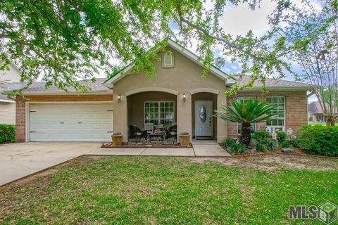 Photo of 17294 W Autumn Dr Dr, Prairieville, LA 70769 (MLS # BR2026006010)