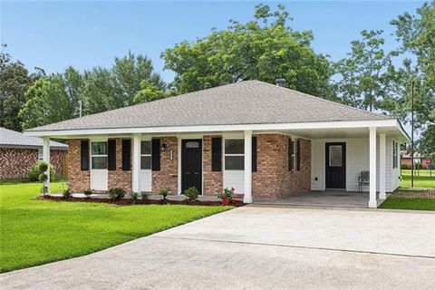 Photo of 2757 Blanche Street Dr, Marrero, LA 70072 (MLS # NO2560070)