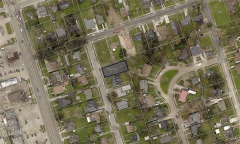 Photo of 7159 Deanne Street St, New Orleans, LA 70126 (MLS # NO2572720)
