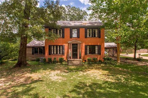 Photo of 900 N James Avenue, Mccomb, MS 39652 (MLS # NO2570035)