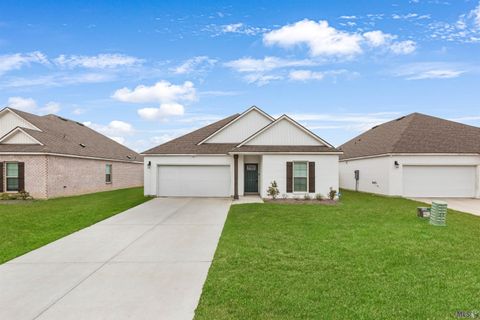 Photo of 12822 Sweetleaf Ave Ave, Denham Springs, LA 70726 (MLS # BR2026004906)