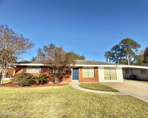 Photo of 148 Emerite Drive, Lafayette, LA 70506 (MLS # 2500006292)
