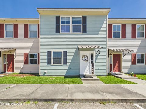 Photo of 2 Townhouse Cove, Lafayette, LA 70506 (MLS # 2600004090)