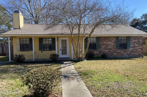 Photo of 228 Young Drive, Lafayette, LA 70506 (MLS # 2500003386) Photo of 228 Young Drive, Lafayette, LA 70506 (MLS # 2500003386)