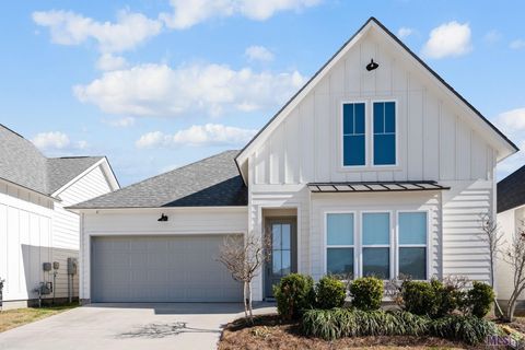 Photo of 832 Marlstone Dr Dr, Baton Rouge, LA 70810 (MLS # BR2026002625)