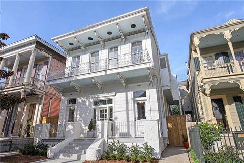 Photo of 1420 Josephine Street St #2A, New Orleans, LA 70130 (MLS # NO2554222)