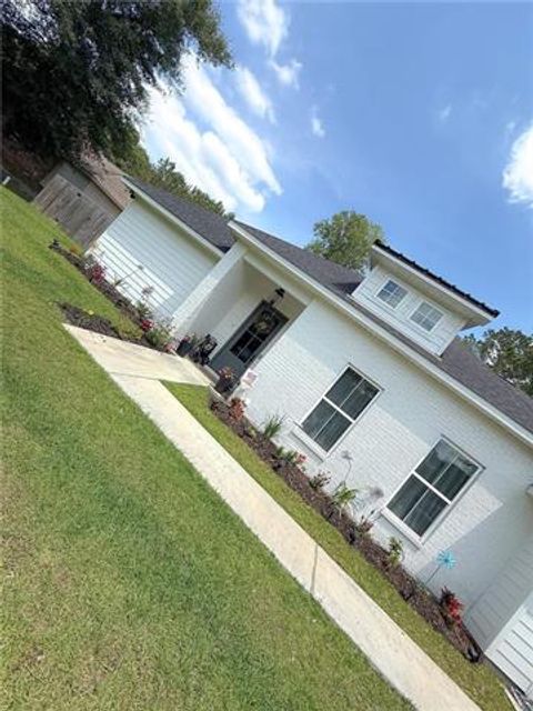 Photo of 120 Keeneland Place Loop Loop, Folsom, LA 70437 (MLS # NO2558342)