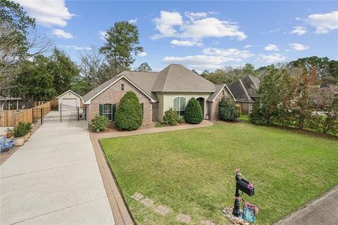 Photo of 232 Old Mill Loop Loop, Pearl River, LA 70452 (MLS # NO2546413)