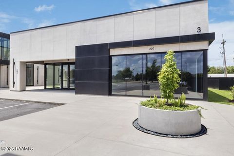 Photo of 4533 Johnston Street #300, Lafayette, LA 70503 (MLS # 2600001161)