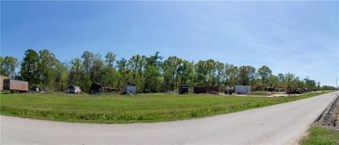 Photo of MJ-1 Jaubert Street, Laplace, LA 70068 (MLS # NO2549316)