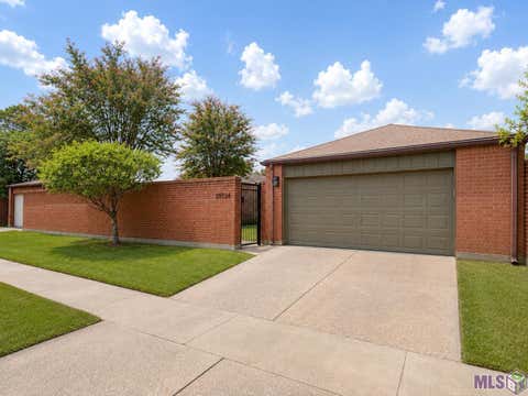 Photo of 2554 Torrey Pine Dr DR, Baton Rouge, LA 70816 (MLS # BR2026014925)