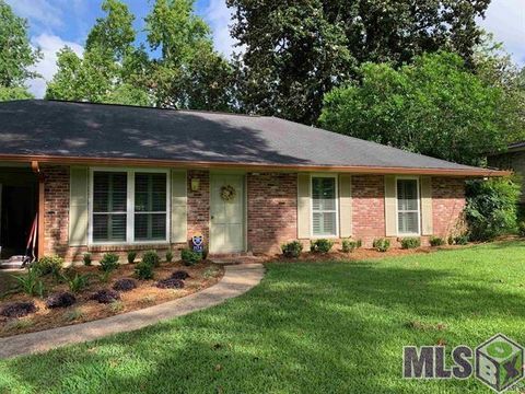 Photo of 1174 Baird Dr Dr, Baton Rouge, LA 70808 (MLS # BR2026004483)