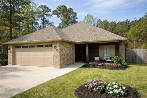 Photo of 4441 Hathern Drive Dr, Pineville, LA 71360 (MLS # CN2546462)