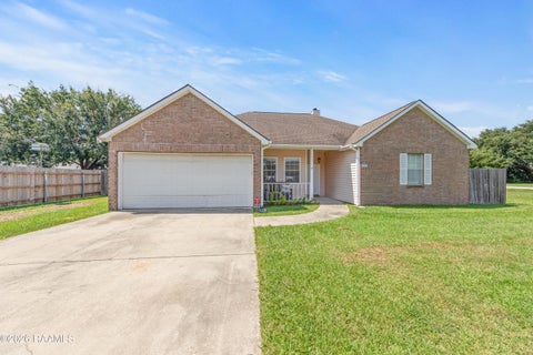 Photo of 100 Longleaf Drive, Broussard, LA 70518 (MLS # 2600008918)