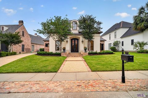 Photo of 6735 Rue Bocage, Baton Rouge, LA 70809 (MLS # BR2026007405)