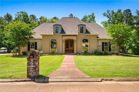 Photo of 1460 Lake Drive Dr, Woodworth, LA 71485 (MLS # CN2542343)