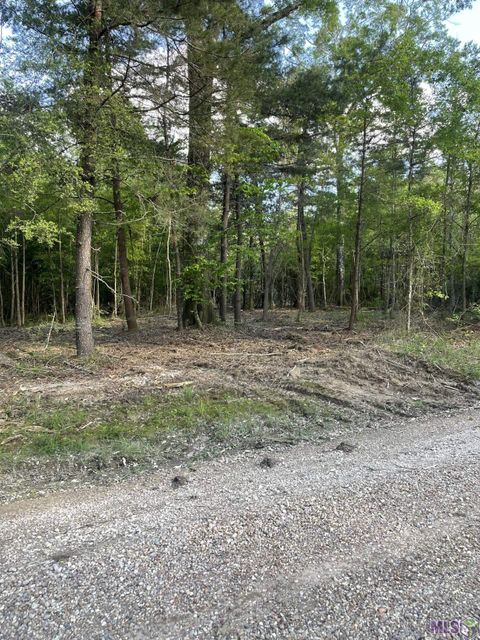 Photo of 3 Three Knotch Rd, Clinton, LA 70722 (MLS # BR2026006506)