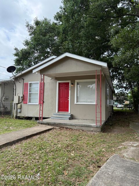 Photo of 1038 Saint Charles Street, Lafayette, LA 70501 (MLS # 2600003823)