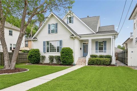 Photo of 6165 Milne Boulevard Blvd, New Orleans, LA 70124 (MLS # NO2551667)