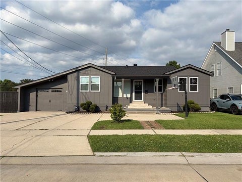 Photo of 835 Carnation Avenue Ave, Metairie, LA 70001 (MLS # NO2558401)