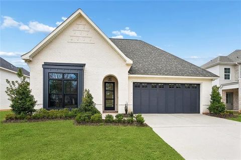 Photo of 5032 Twin River Place Pl, Covington, LA 70433 (MLS # NO2558206)