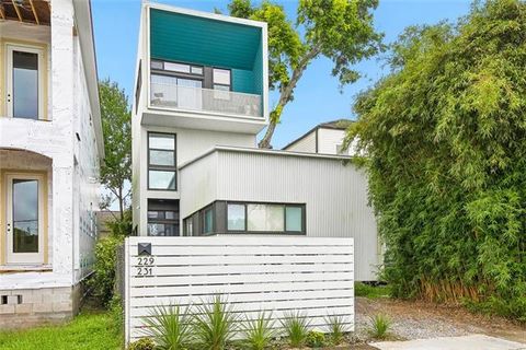 Photo of 229 Lowerline Street St, New Orleans, LA 70118 (MLS # NO2560454)