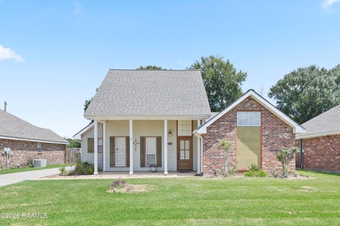 Photo of 212 Shadowbrush Bend, Lafayette, LA 70506 (MLS # 2600007836)