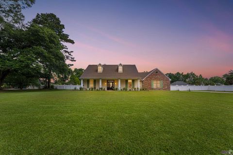Photo of 37258 Perkins Rd Rd, Prairieville, LA 70769 (MLS # BR2026010349)