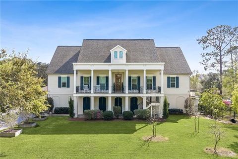 Photo of 28500 Roan Lane Ln, Lacombe, LA 70445 (MLS # NO2548006)