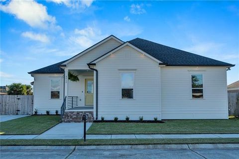 Photo of 3513 Gallo Drive, Chalmette, LA 70043 (MLS # NO2556675)