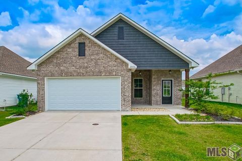 Photo of 28446 Middlebrook Way Way, Denham Springs, LA 70726 (MLS # BR2026012864)