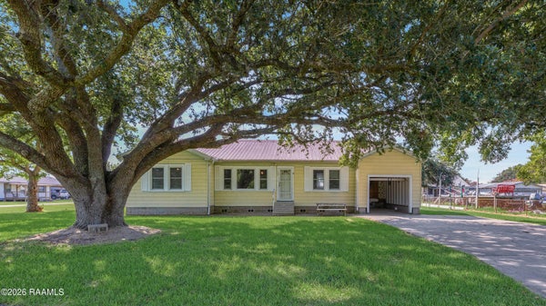 1608 BETHIA ST, FRANKLIN, LA 70538 - Image ceab11cbb66ec2525d1c2434bd5cd60d/78013877