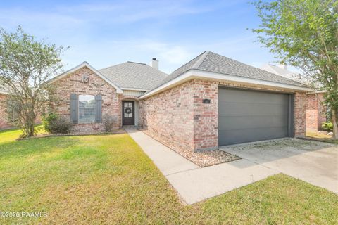 Photo of 135 Legend Creek Drive, Youngsville, LA 70592 (MLS # 2600003497)