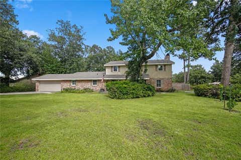 Photo of 227 Cheron Drive Dr, Mandeville, LA 70448 (MLS # NO2564400)