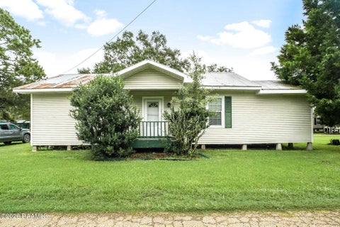Photo of 104 Crofton Street, New Iberia, LA 70563 (MLS # 2600008327)