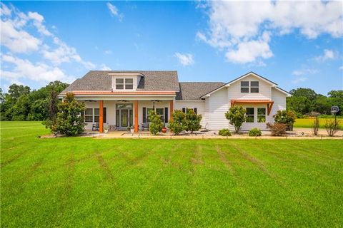 Photo of 289 Lanson Bordelon Road RD, Mansura, LA 71350 (MLS # CN2561778)