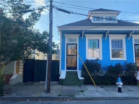 Photo of 1433 Dauphine Street ST, New Orleans, LA 70116 (MLS # NO2557821)