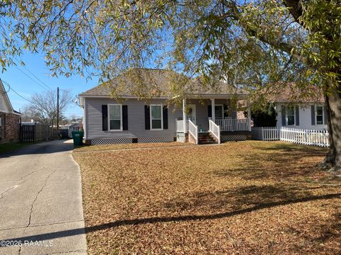 Photo of 1005 Don Avenue, Denham Springs, LA 70726 (MLS # 2600002002)