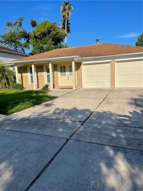 Photo of 7 Cabernet Drive Dr, Kenner, LA 70065 (MLS # NO2551971)