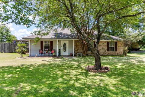 Photo of 17139 Kinchen Rd RD, Livingston, LA 70754 (MLS # BR2026012011)