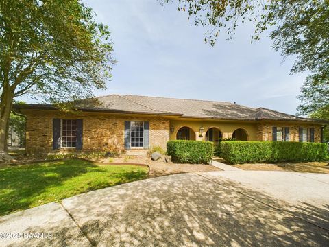 Photo of 232 Thibodeaux Drive, Lafayette, LA 70503 (MLS # 2500004417)