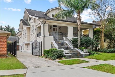 Photo of 2429 Octavia Street St, New Orleans, LA 70115 (MLS # NO2540407)