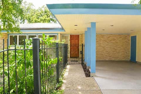 Photo of 15 Warbler Street ST, New Orleans, LA 70124 (MLS # NO2569854)