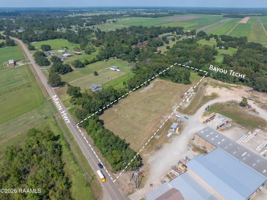 5687 MAIN HWY, SAINT MARTINVILLE, LA 70582 - Image d1ccaefae89ac3b9d6d44e247acfda1d/3847031630