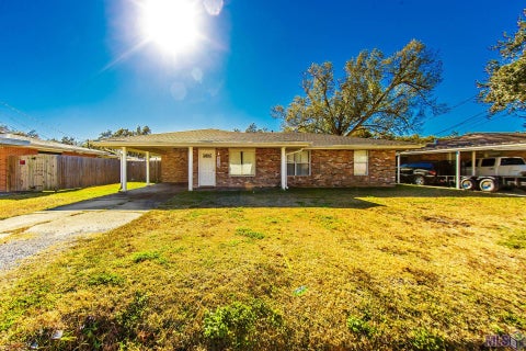 Photo of 610 Collins St St, Houma, LA 70364 (MLS # BY2026002109)