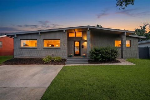Photo of 6709 Hastings Street St, Metairie, LA 70003 (MLS # NO2560098)
